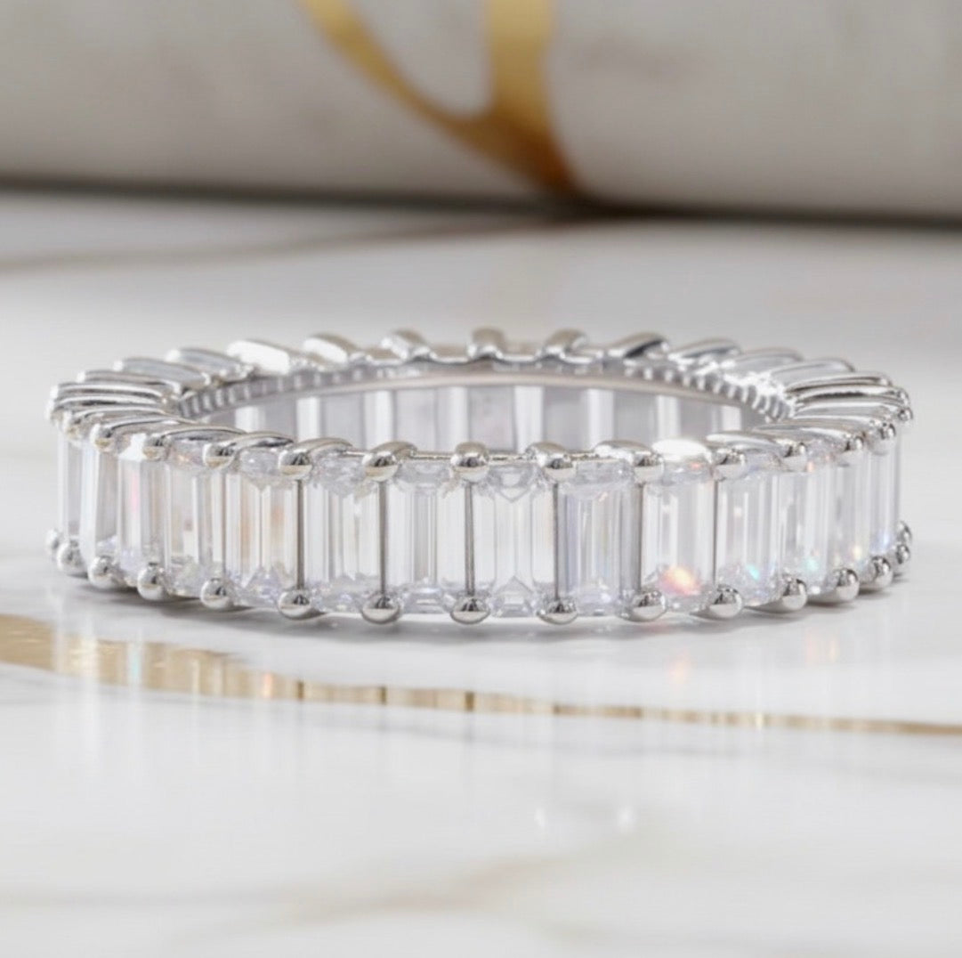 טבעת Line Emerald