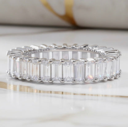 טבעת Line Emerald