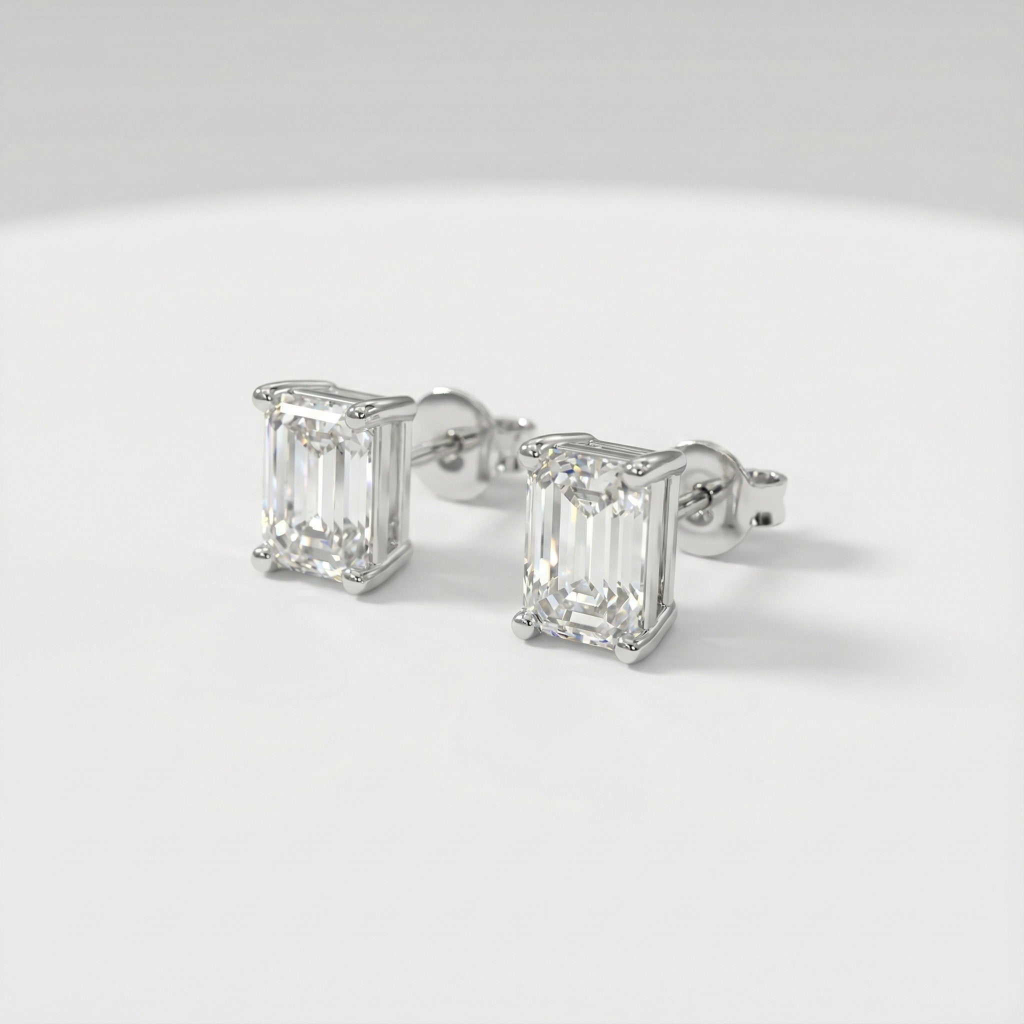 עגילי Emerald Cut